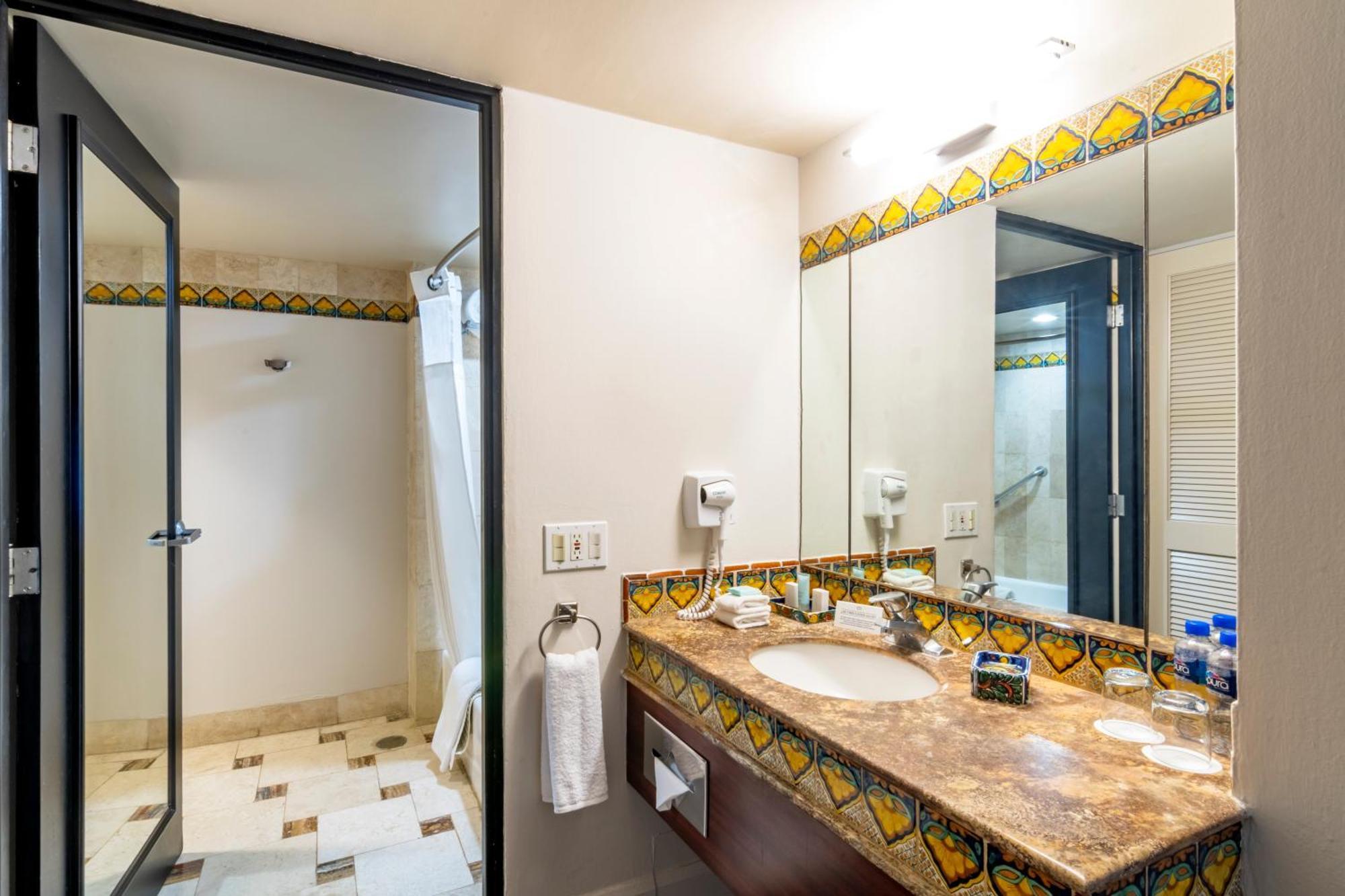 Hotel Lucerna Culiacán Extérieur photo